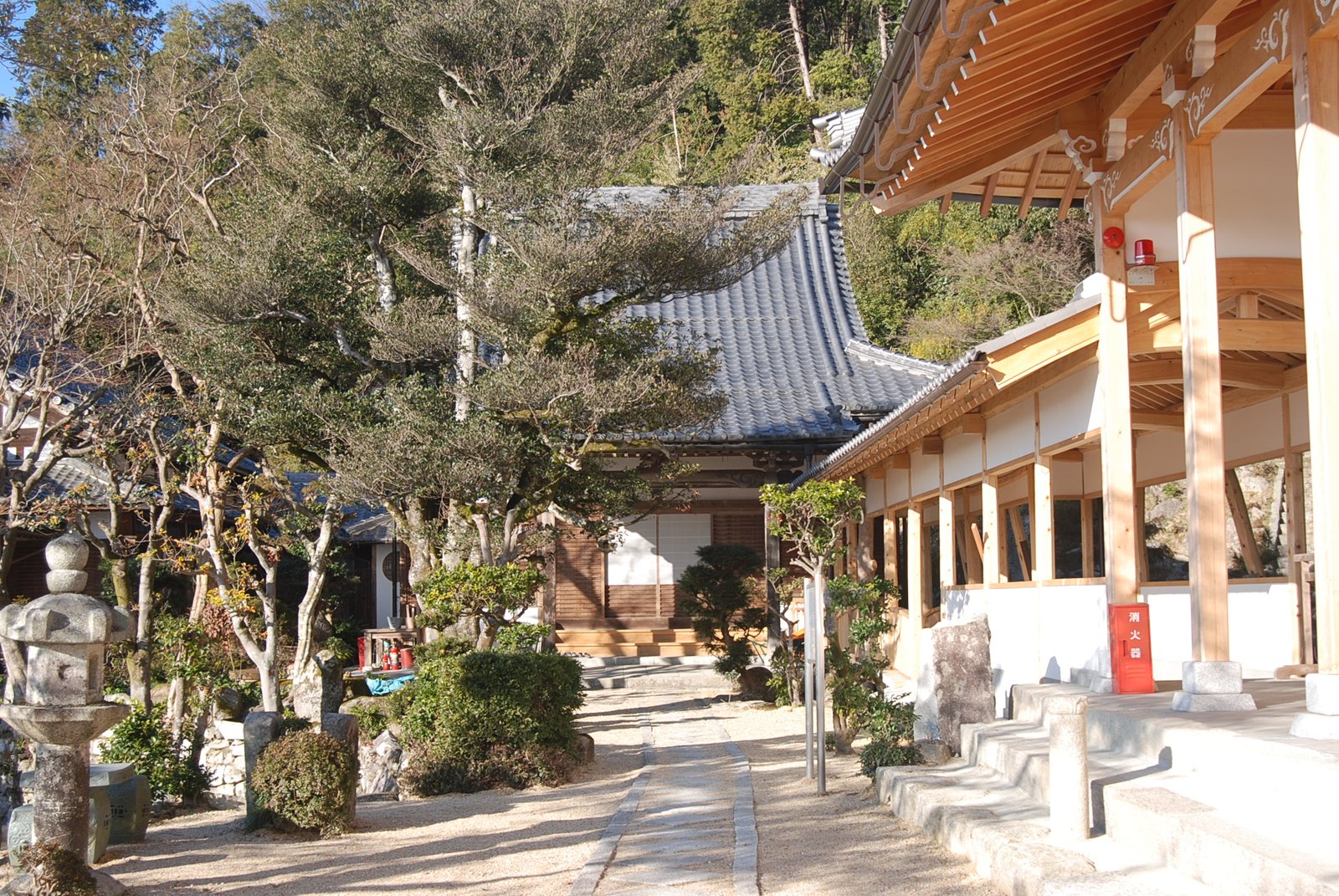 福寿寺 境内