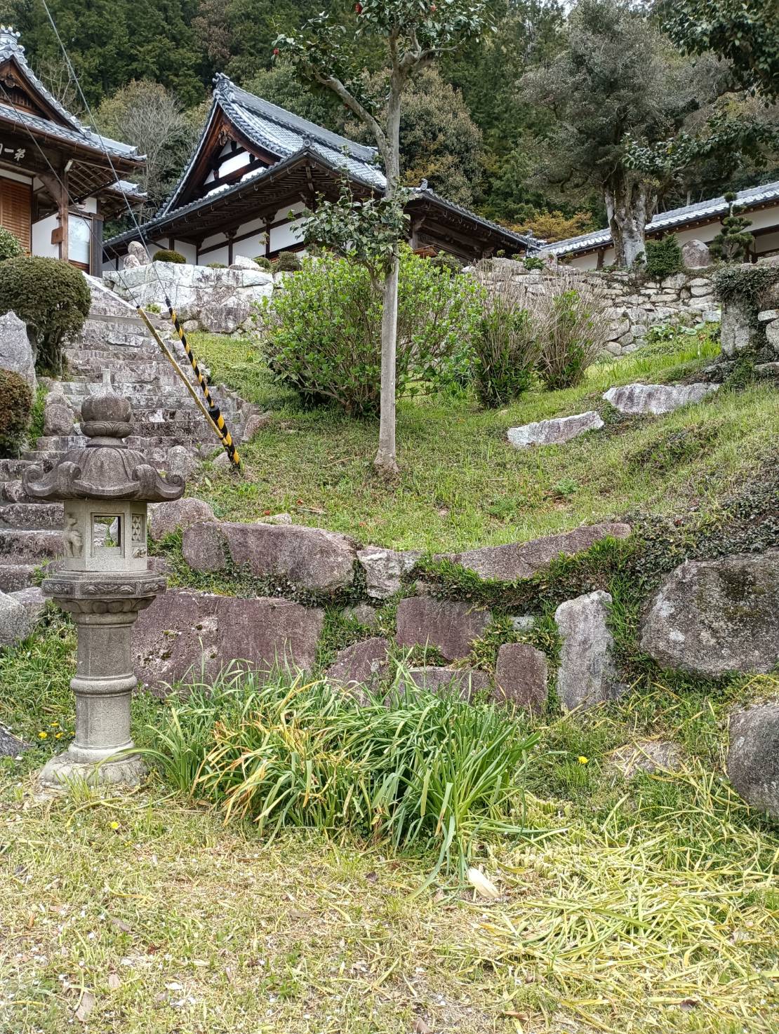 岩倉山 石積遺構